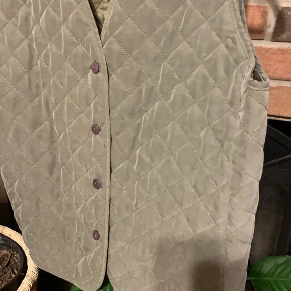 M Vintage USA Made Quited Olive ORVIS Vest - Picture 8 of 10